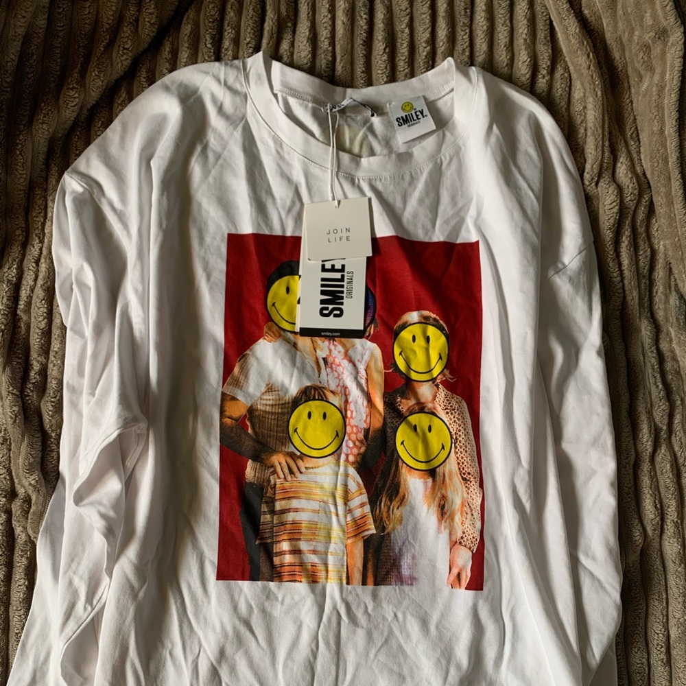 Zara Smiley Long Sleeve